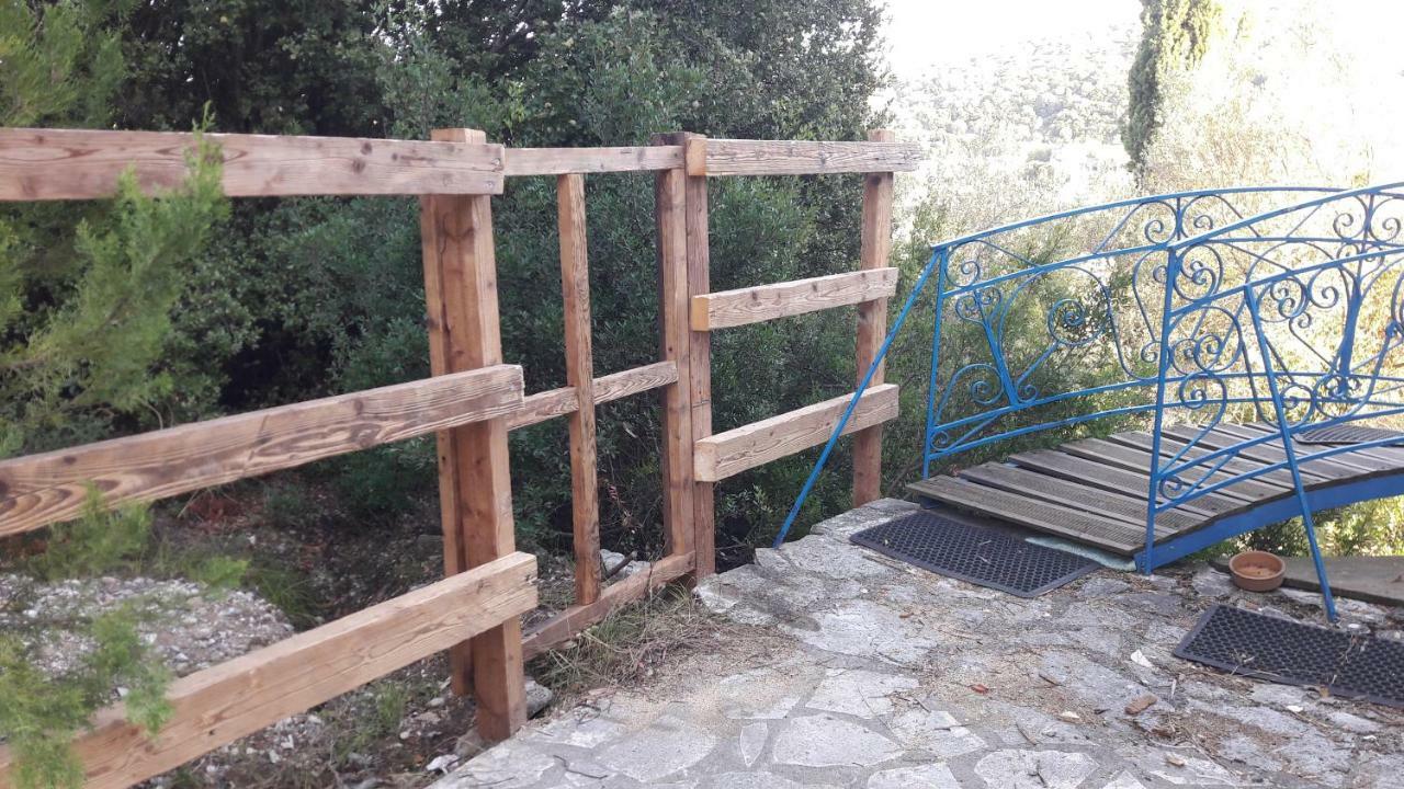 Kallimos 瓦西利基 外观 照片